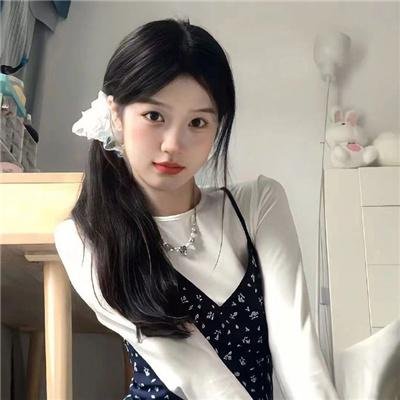 夹缝中活着，小春